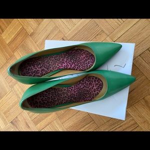 Green #leather #ninewest pumps